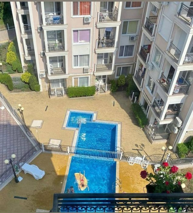 Дава се под наем Двустаен апартамент в Свети Влас - 120 кв.м за 344.25 € - Снимка #2