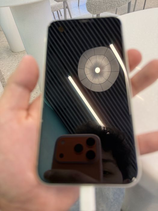 Айфон 11 зашитасымен , адемы жагдайда