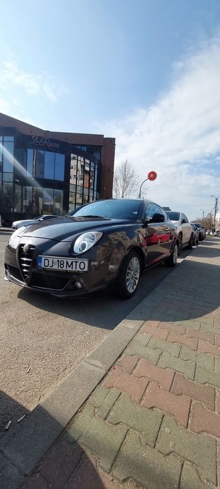 Vând Alfa Romeo MiTo, motorizare 1.3 JTDm diesel, anul 2014, 143,700km