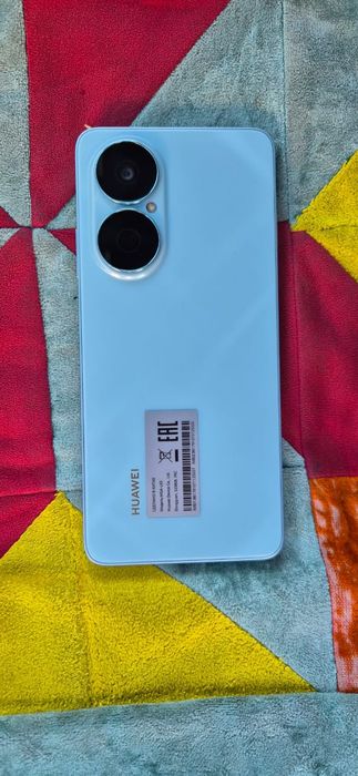 Хуавеи новая у 73