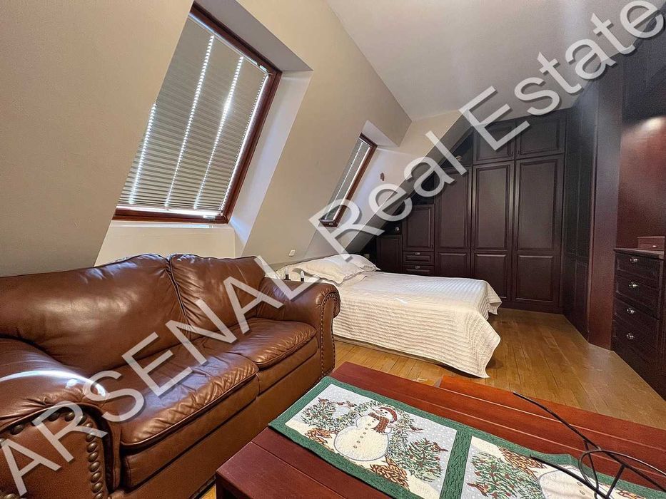 Дава се под наем Ателие в София, Център - 60 кв.м за 785 € - Снимка #4