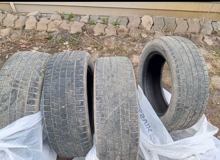 Продам шины всесезонные