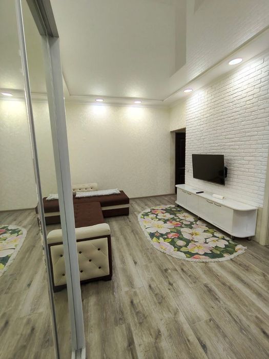 Квартира Ижарага узок муддат чилонзор торговый