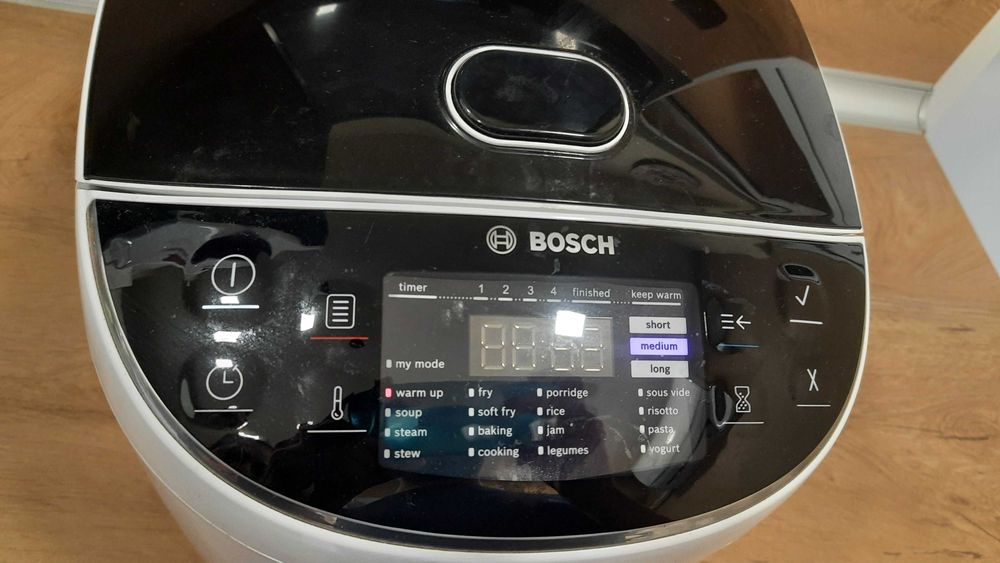 Мултикукър BOSCH - MUC11W12