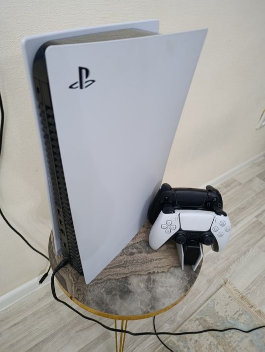 Продается SONY P 5