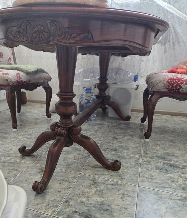 Стол со стульями Румыния дерево