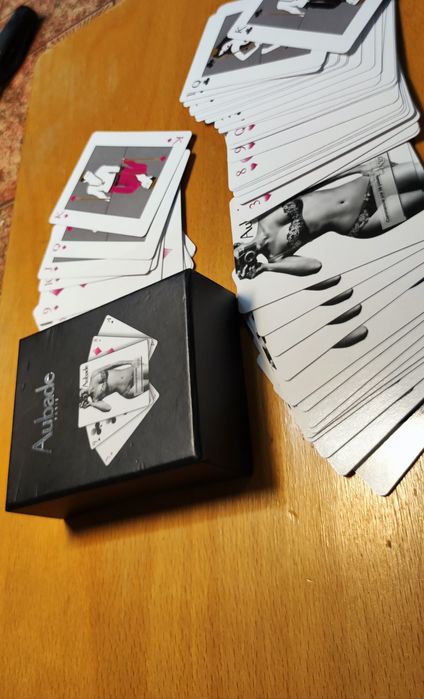 Ново секси тесте карти "Aubade Lingerie" - Paris!