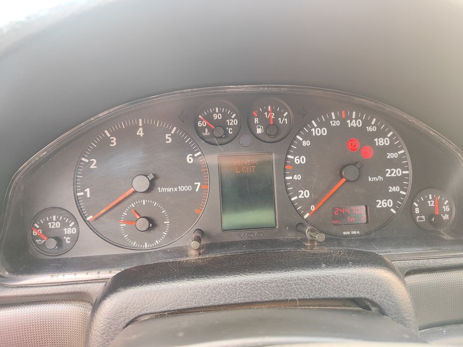 Sotiladi. Продоется. Audi A4 B5