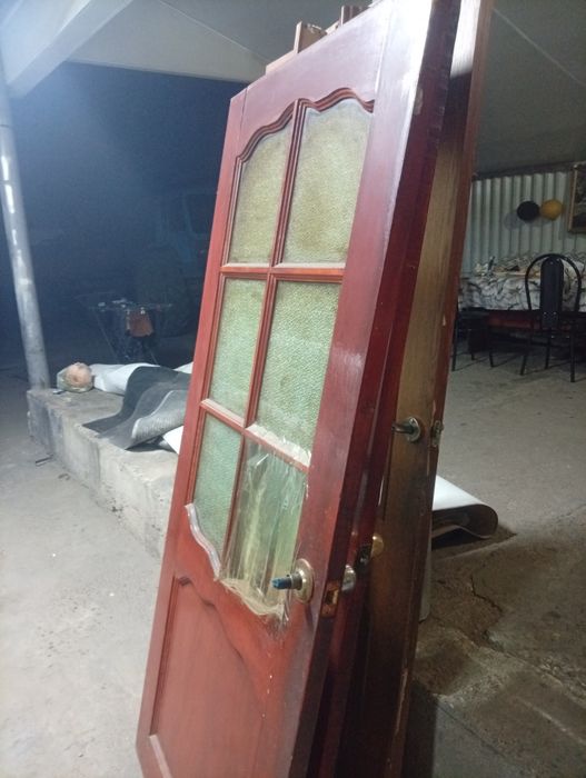 Продам бу двери не дорого