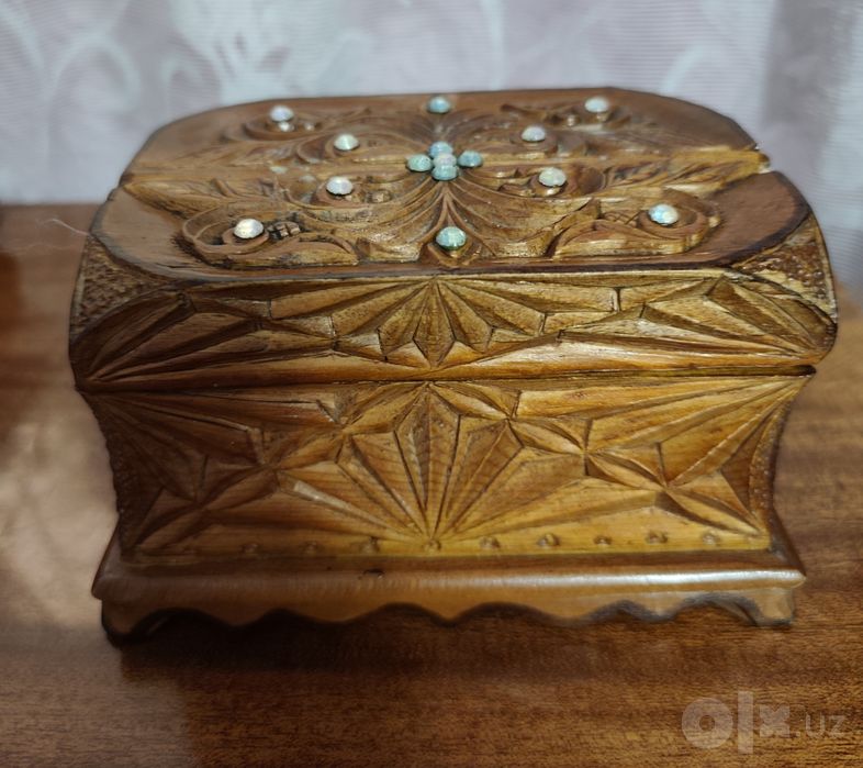 Шкатулки деревянные,винтажные,100000сум..