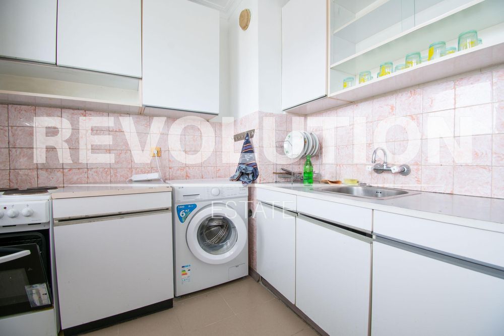 Дава се под наем Едностаен апартамент в София, Люлин 5 - 57 кв.м за 357 € - Снимка #4