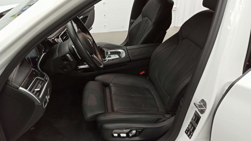 Продава BMW 740d Xdrive