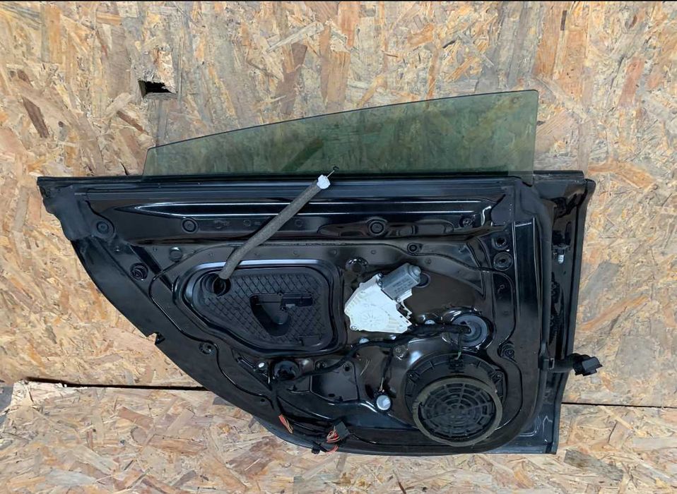Врата уборудвана Audi A7 4G8