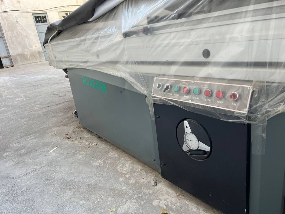 Двух пилный станок для мебельных работ + Компрессор