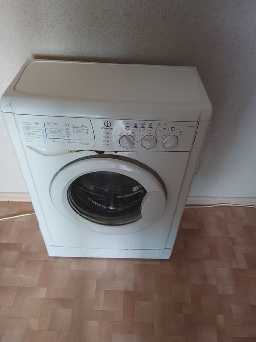 Продам стиралку машинку