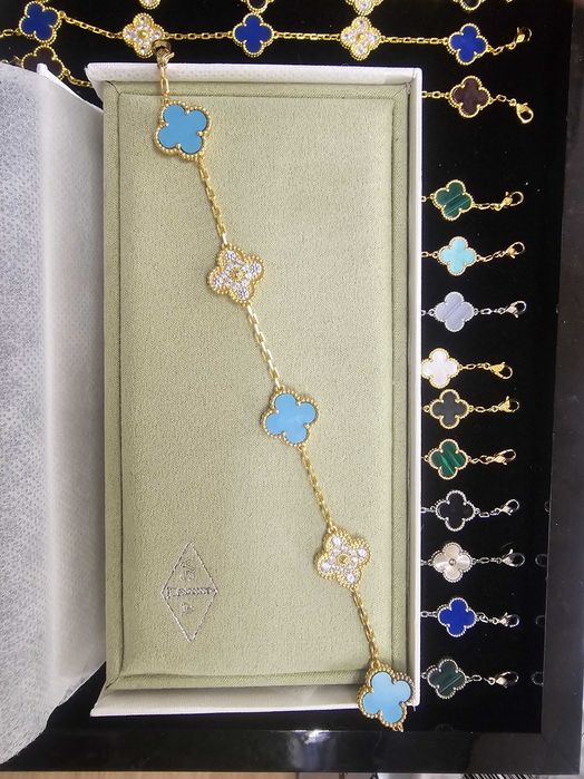 Van Cleef Arpels гривна