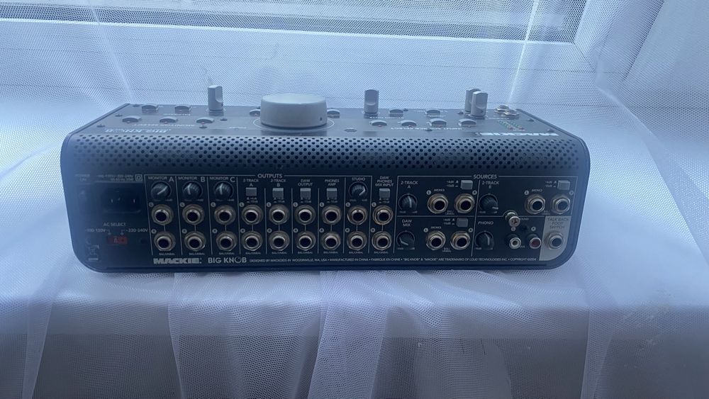 студийный Контроллер Mackie Big Knob