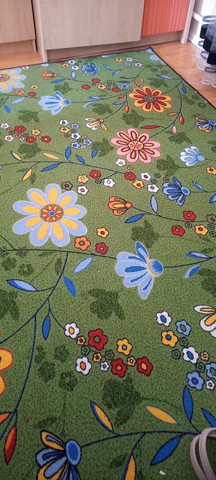 Продам палас и две дорожки