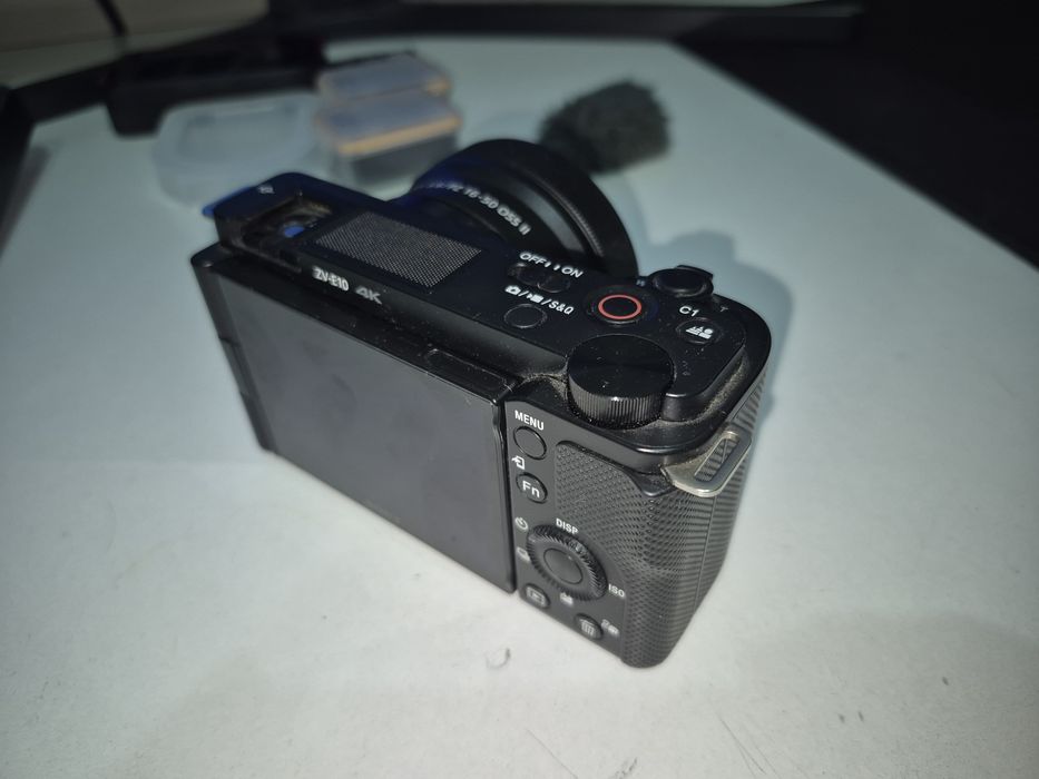 Камера Sony Zv-e10