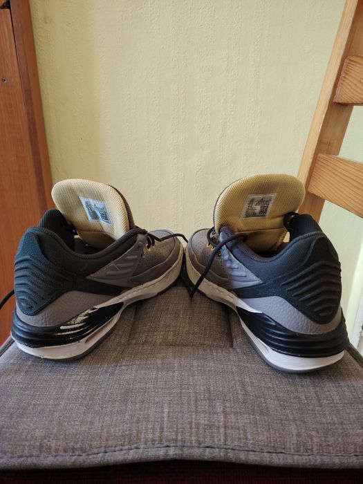 Маратонки Jordan max aura