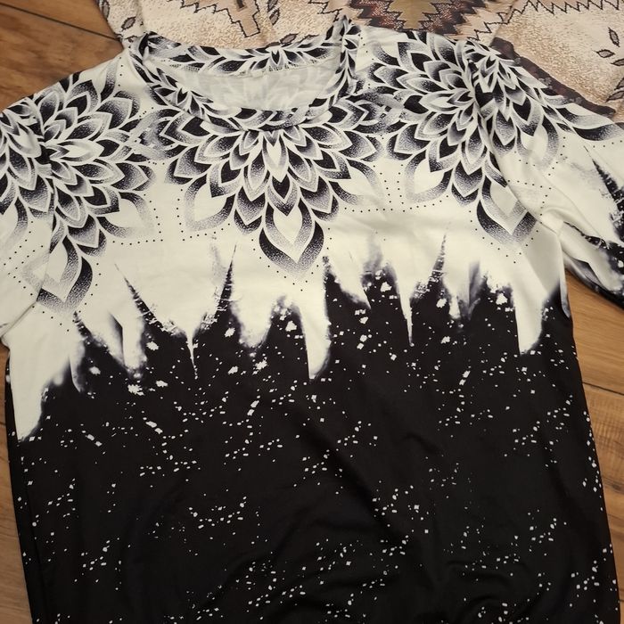 2 блузи Л размер