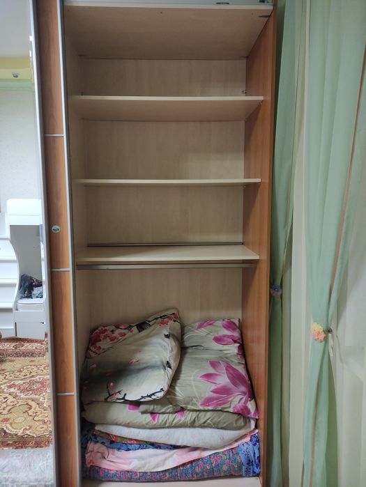 Большой шкаф 3 секции.