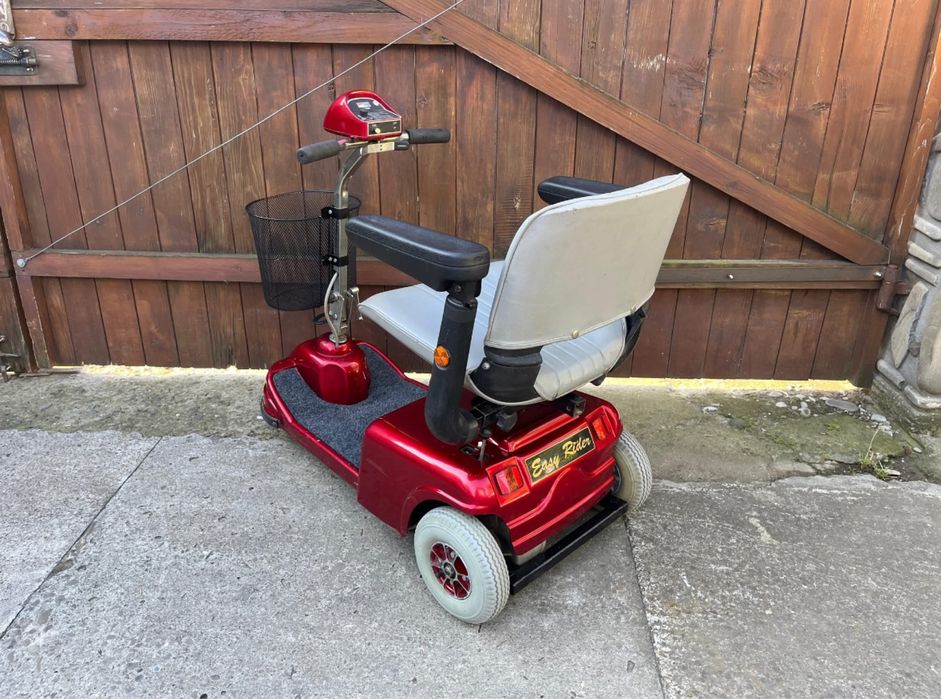 Scuter electric persoane dizabilitati, fotoliu electric