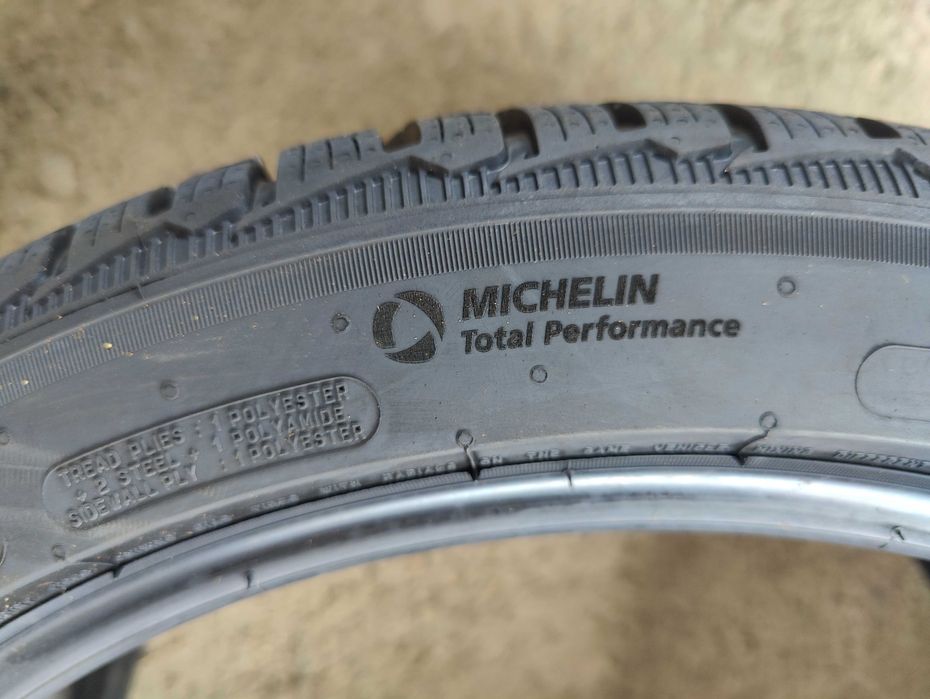 2 Нови зимни гуми 275/35R19 Michelin Pilot Alpin 5*(BMW) XL 100V M+S 3PMFS RFID с борд