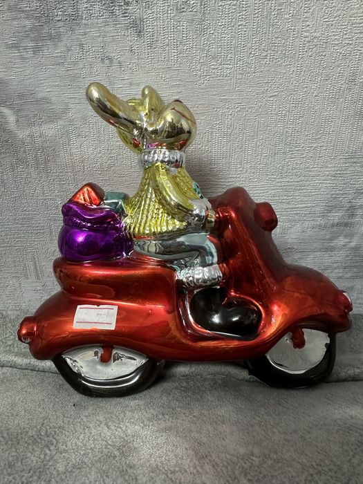 Новогодний олень красивый игрушка