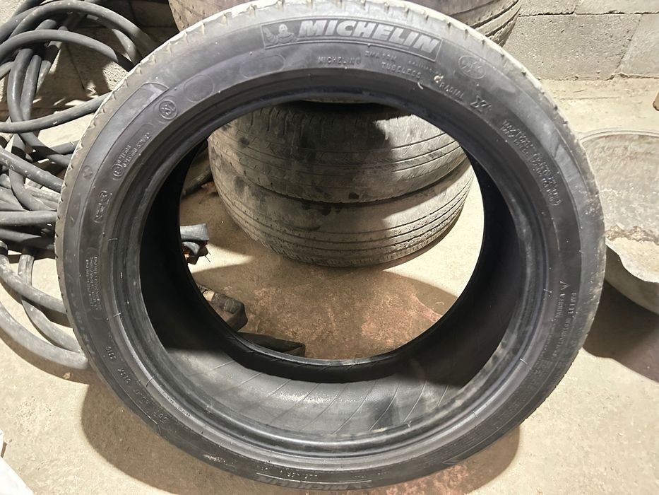 Michelin 225/45/18