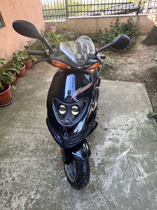 Scuter Suzuki Katana 50 cm /2T  1800 LEI
