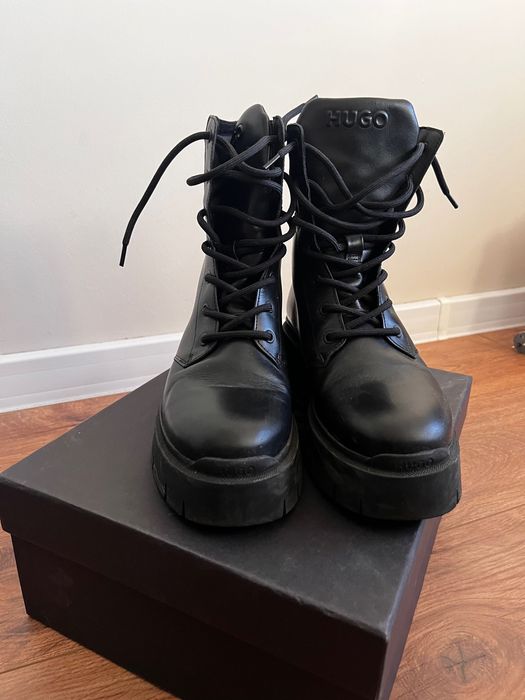 Кожени боти HUGO