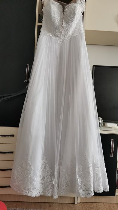 Vând ceva frumos și elegant pt nuntă, 700Lei, nouă