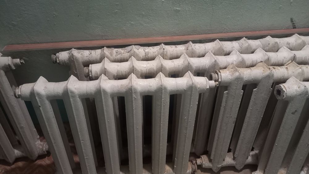 Продаю чугунные батареи