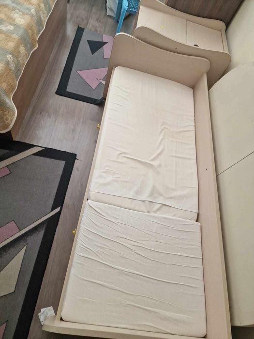 Детско юношеско легло