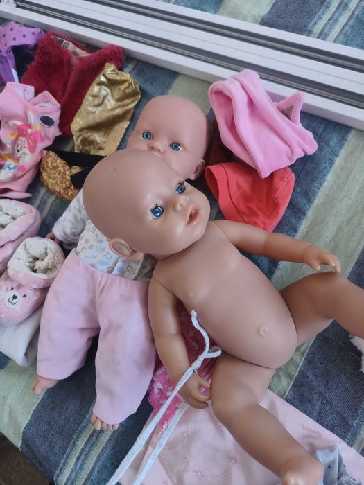 Baby Born  - Интерактивна кукла момиче 43 см  с оригинални дрешки