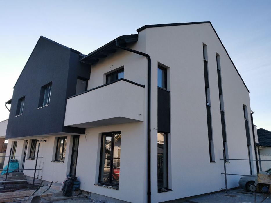 Termosistem, izolatii termice fatade, renovari, vopsire, reparatii.