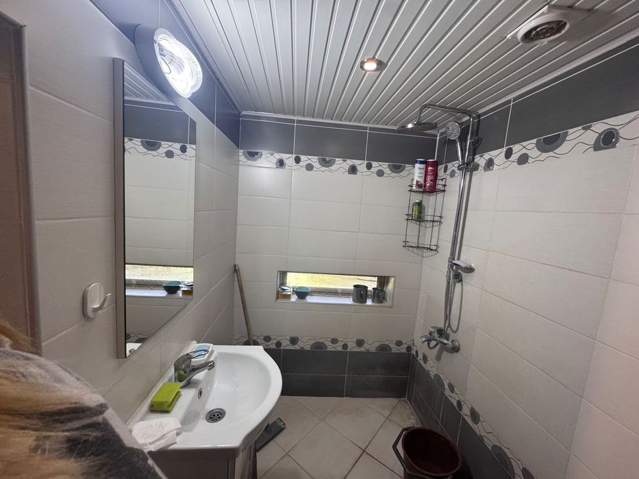 Продава се Къща в с. Бреница, Област Плевен - 500 кв.м за 100 €/кв.м - Снимка #15