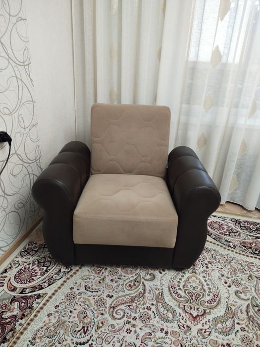 Продам два кресла