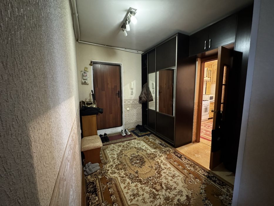 Продам 2 комн.квартиру на Космосе