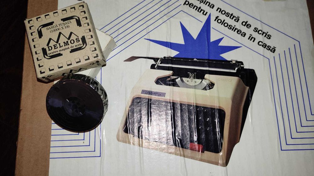 Masina de scris ROBOTRON, Cella, sigilata, din '90. Doar 400 lei!