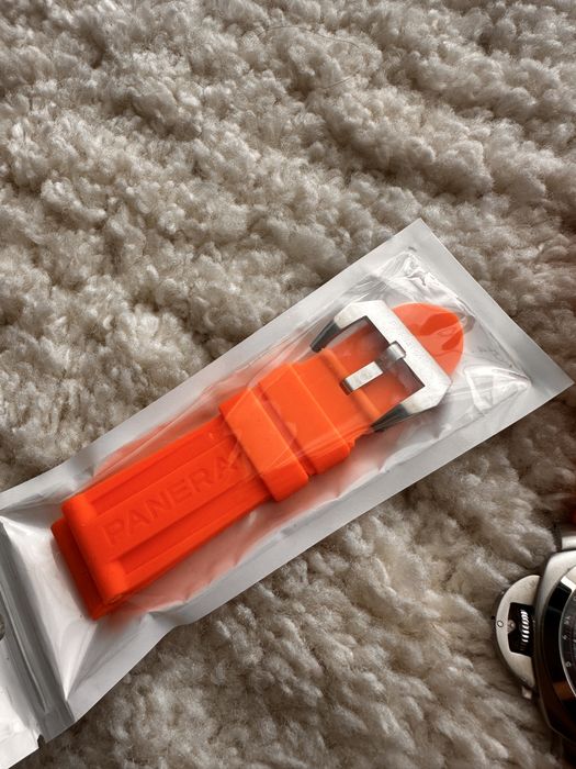 Curea Panerai  din silicon portocaliu 24 mm