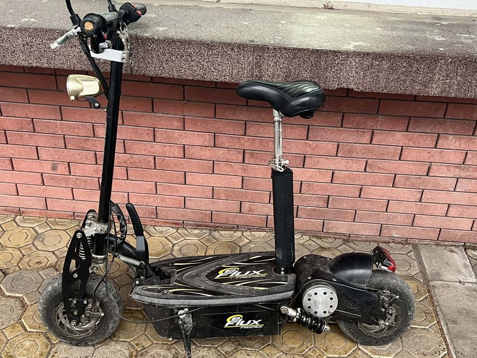 Електрически скутер