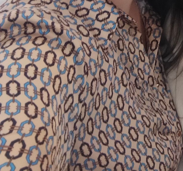 Продам платья на выход.