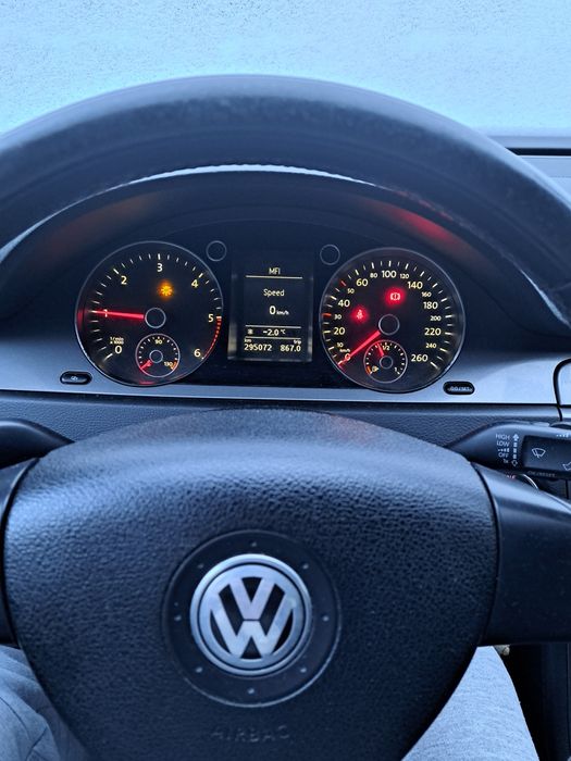 VOLKSWAGEN Passat 2009 — imagine 3