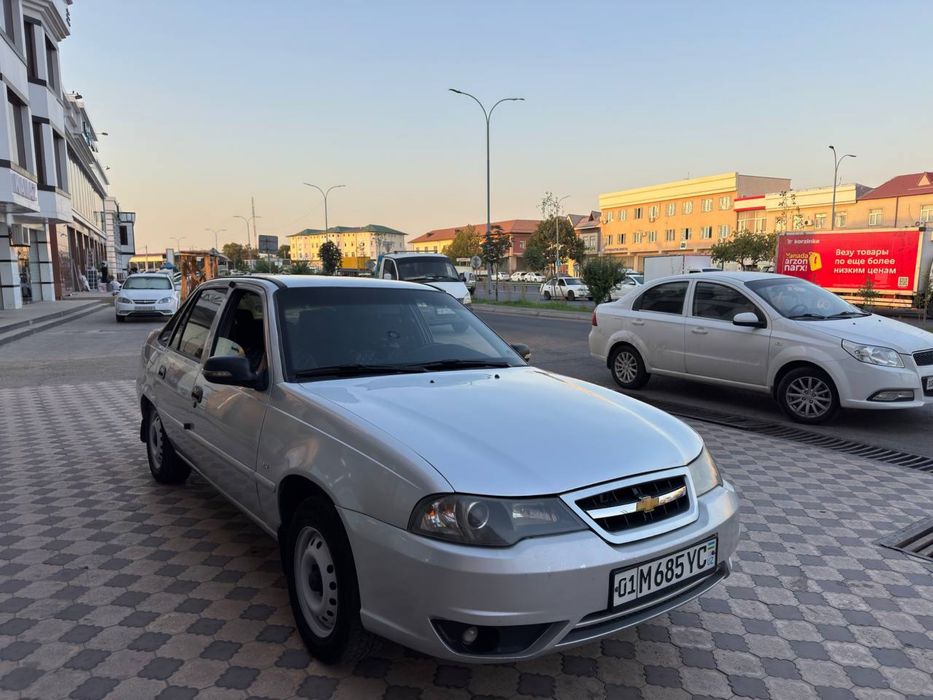 Neksiya 1.6 sotiladi