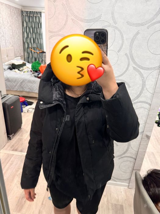 Продам женскую куртку