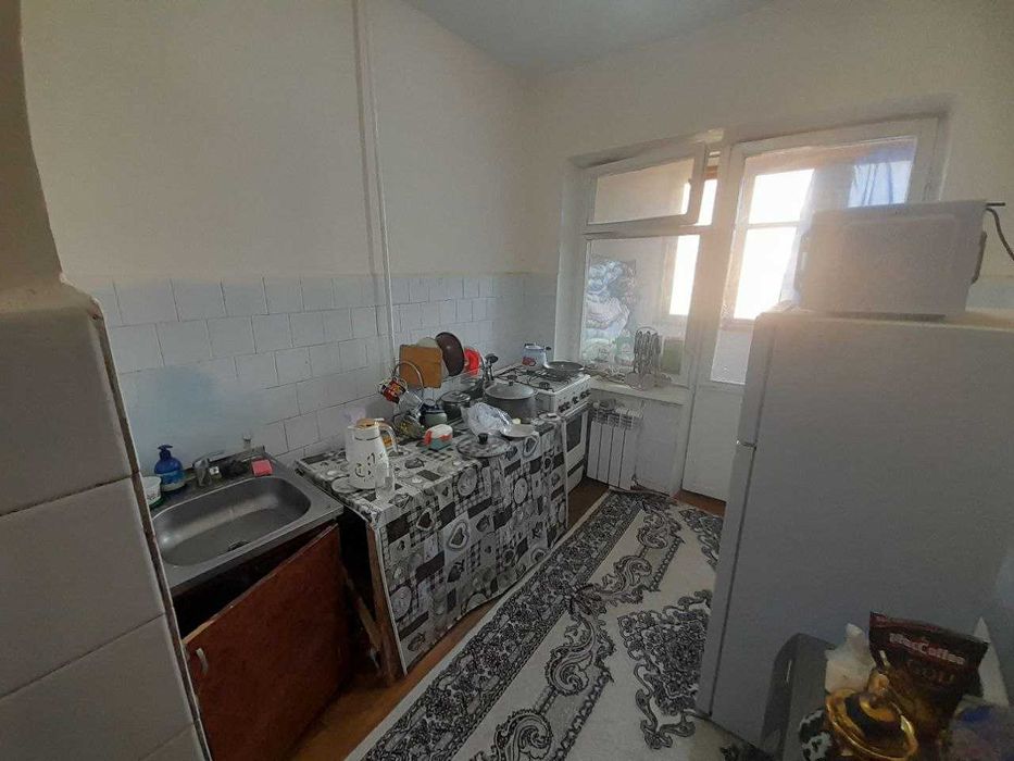 Chirchiq TROISKI 1 xonali uy sotiladi