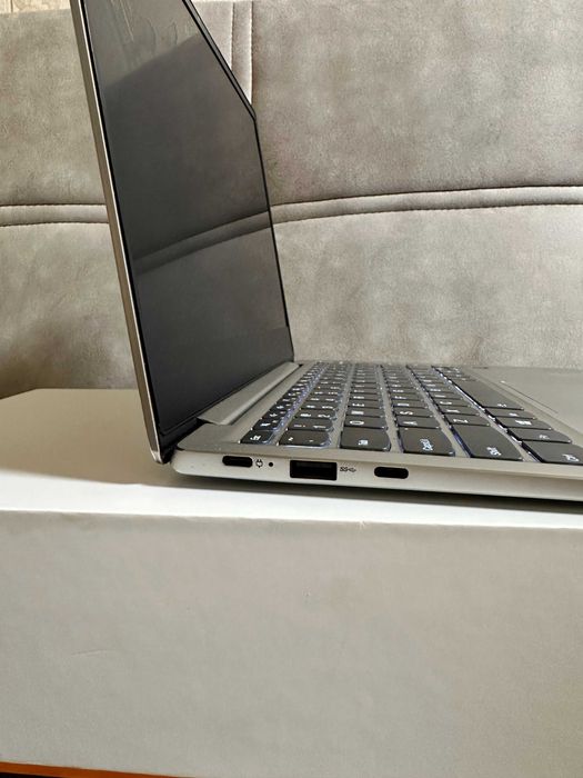 Нотбук Lenovo 720S-13ARR