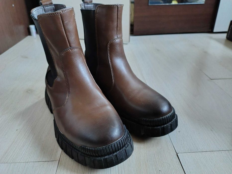 Ghete Reserved Premium Quality Leather ankle boots Size 41